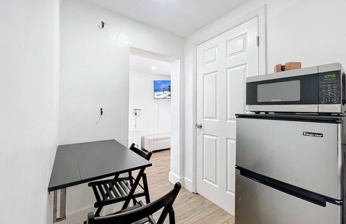 Edgewood Apartment | Cozy Studio Apartment with BBQ Grill Minutes from Fort Lauderdale Airport