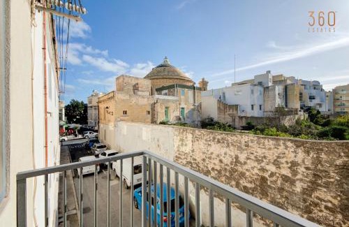 Mosta Apartment | Cozy Studio home with Stunning Mosta Dome Views by 360 Estates