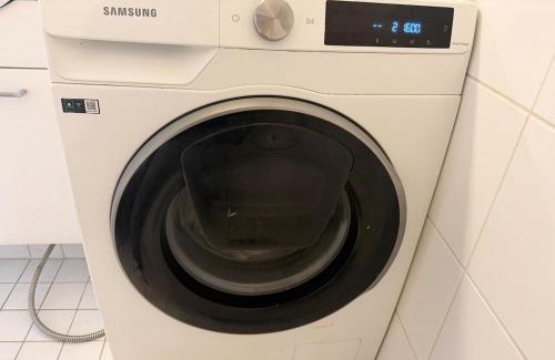 Lantinen District Apartment | Cozy Studio in Central Helsinki