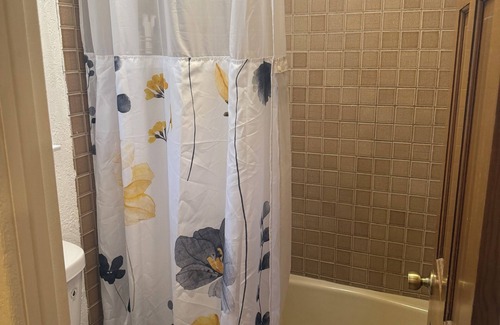 Victorville Apartment | Cozy studio in peaceful Apple Valley with AC, WiFi