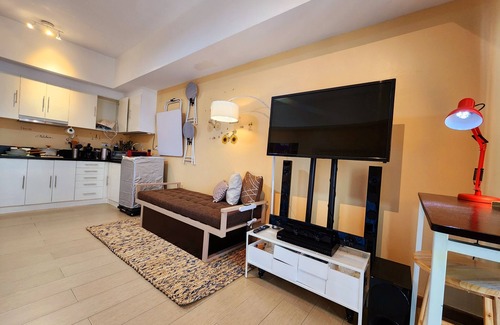 Pinagsama Apartment | Cozy Studio Interconnected to The Grand Canal Mall FREE PARKING ON PREMISE