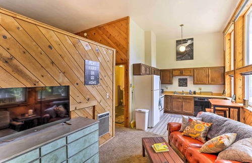 Mount Shasta Apartment | Cozy Studio Near Hiking & Skiing, Walk to Downtown