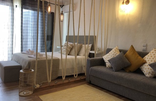 Albufeira Resort | Cozy & Stylish Studio Apartment just 800m from the beach - New to HomeAway!