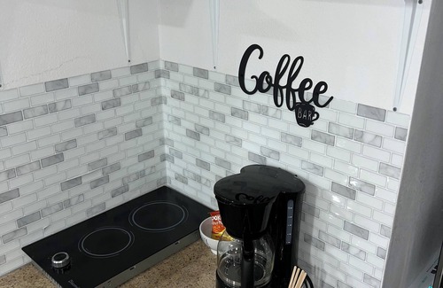 McAllen Apartment | Cozy Suite *Excellent location* FREE Wi-fi/Netflix