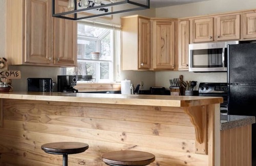 Tahoe Village Apartment | Cozy Tahoe Chalet | Fireplace & Views | Sleeps 4