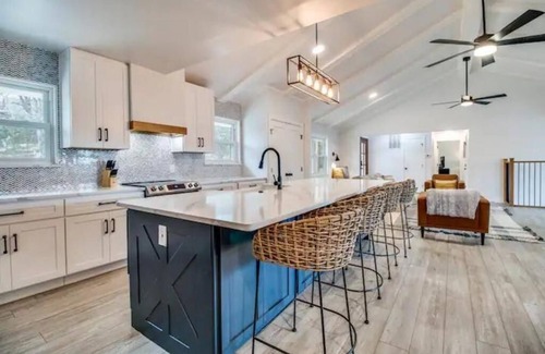 Pottsboro House | Cozy Texoma Hideaway: 4-Bed, 800ft from Lake Texoma, Tanglewood Resort Access