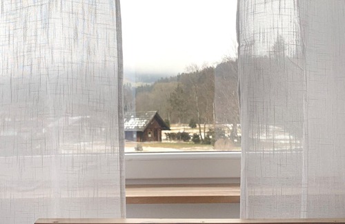 Dollach Apartment | Cozy Tiny Duplex Apartment, Lake 150m, 5 min to the Ski Lift, up to 4 pers