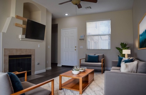 Temecula House | Cozy Townhome in the heart of Murrieta