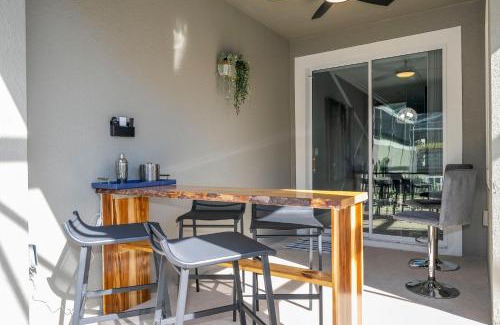 Four Corners House | Cozy Townhouse 4Bd Near Disney
