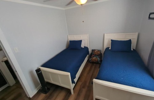 North Waco House | Cozy Unique 3 bedroom near Brazos River