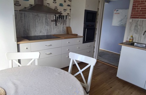 Lauvsnes Apartment | Cozy vacation apartment in central Norway with mountains and sea on your doorstep