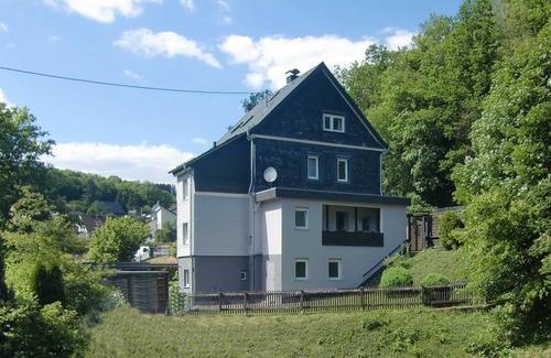 Siegen Apartment | Cozy vacation apartment (59sqm) for three people with free WiFi