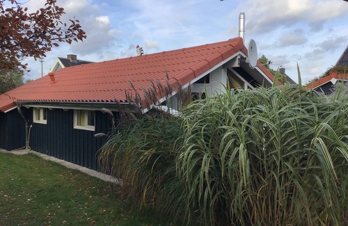 Schoenhagen House | Cozy vacation home in a quiet location close to the beach