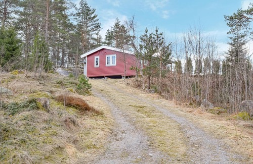 Vennesla House | Cozy vacation home with a large terrace and fantastic views of the countryside.