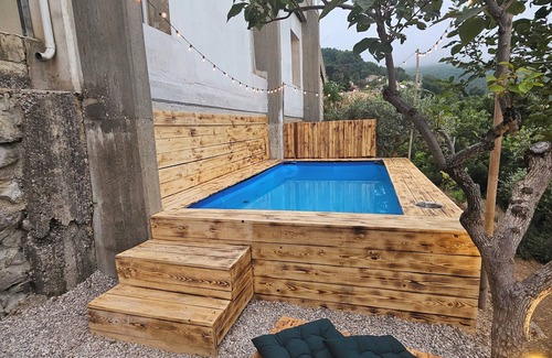 Bzommar House | Cozy Vintage Mountain house in the middle of Nature with amazing sea views!