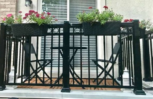 Fisherville House | Cozy, whole Townhouse close to York U