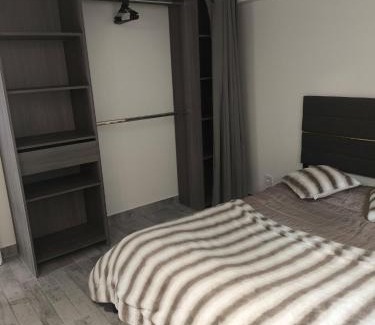 Le-Plessis-Trevise Apartment | Cozy with garden near Disney