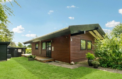 Tisvildeleje House | Cozy wooden house in Tisvilde, between the sea and the woods.