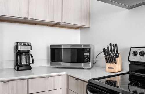 Downtown Indianapolis Apartment | Cozysuites 2BD Bottleworks Indianapolis 2