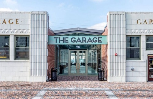 Downtown Indianapolis Apartment | Cozysuites 2BD Bottleworks Indianapolis 2