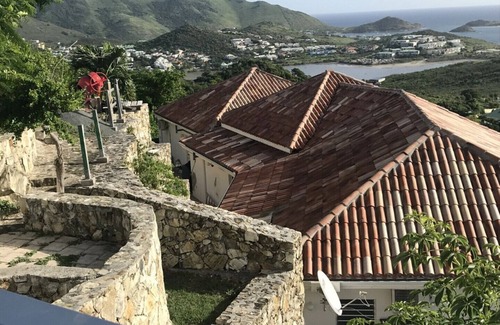 Orient Bay Villa | Crème de la Crème: Stunning views of Orient Bay! Grand piano. Kids welcome!