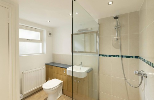 Tan-y-groes Apartment | Craig-y-Don Lower Apartment, Llangrannog