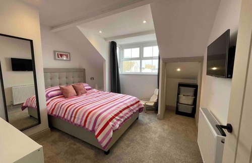 Muston Apartment | Cranford House 3 bedroom apartment Filey