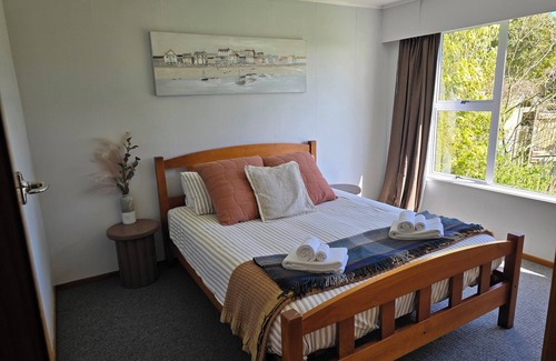 Tokanui Other | Crayfish Creek Farmstay - Rustic meets Coastal Charm & Stunning panoramic views.