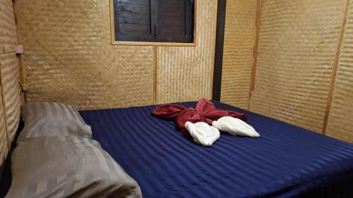 Bai Lan Hotel | Crazy Bananas & Crazy Monkey