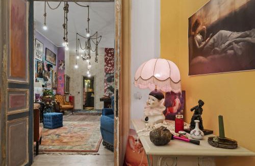 Bucharest City-Centre Villa | Creative retreat and Artist Haven Bohemian Villa on Calea Victoriei