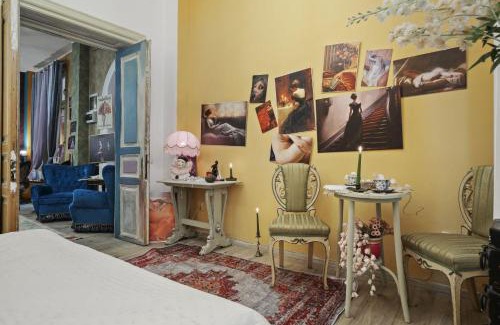 Bucharest City-Centre Villa | Creative retreat and Artist Haven Bohemian Villa on Calea Victoriei