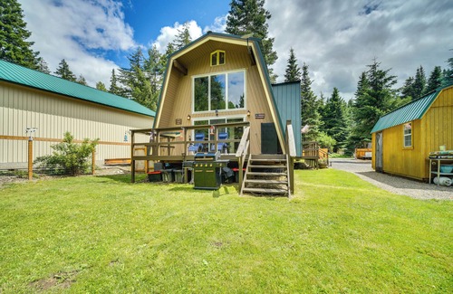 Cle Elum Cabin | Creek & Lake Access at Cabin Near Cle Elum!
