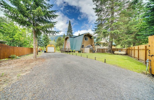 Cle Elum Cabin | Creek & Lake Access at Cabin Near Cle Elum!