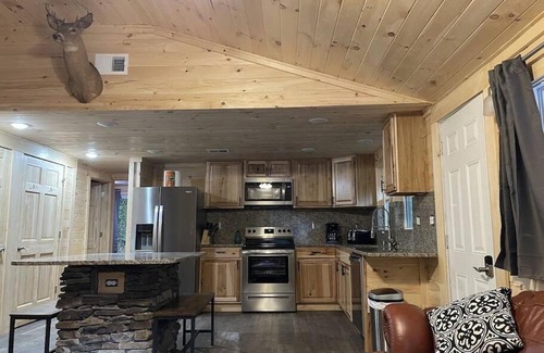 Banner Elk House | Creekside 3 bedroom 2 bath cabin on private creek