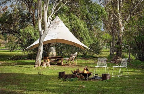 Willunga South House | Creekside at Peasant Farm by Tiny Away