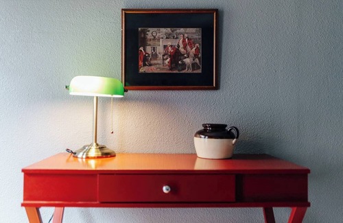 Austin Cottage | Creekside Comfort🪴 Fenced Yard❤️ Near Moody & DKR