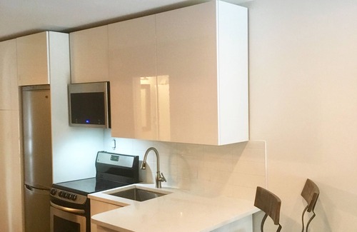 Whistler Creekside Condo | Creekside Getaway. Walk to the gondola in 3 minutes