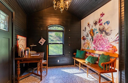 Sparta House | Creekside Paradise - A Peaceful Family Focused Retreat on a Flowing Creek