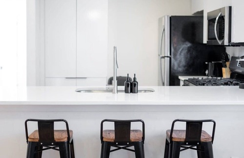 Midtown Apartment | Crescent Furnished Apartments v2