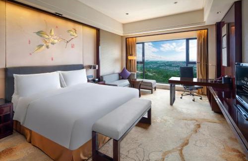 Xindu Resort | Crowne Plaza Chengdu Panda Garden by IHG-Near Panda Base