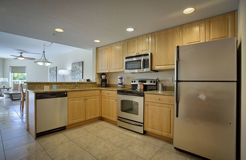 Treasure Island Apartment | Crystal Palms Beach Resort