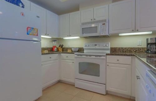 Gulf Shores Apartment | Crystal Tower 705
