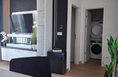 Pozega Apartment | CrystalLUS