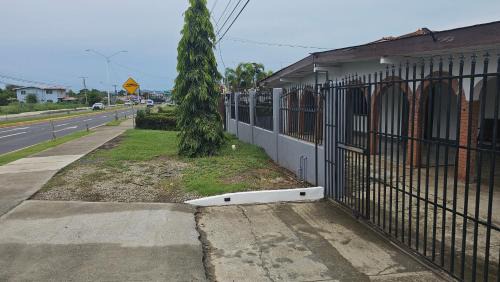 Las Tablas House | Cuartos independientes con baño privado - Casa La Dolce Vita Las Tablas