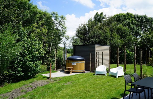 Vleteren House | Cube la Mer Wellness 4 by Interhome