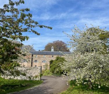 Culloden Apartment | Culloden Stables 4