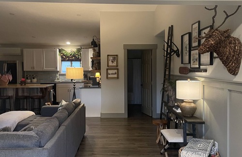 Fir Grove Estates House | Custom Built Cabin/House Surrounded by Gorgeous Views in Serene Donnelly