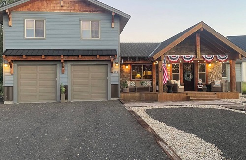 Fir Grove Estates House | Custom Built Cabin/House Surrounded by Gorgeous Views in Serene Donnelly