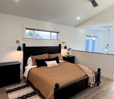 Grant House | Custom Built Cottage in Downtown with Pool