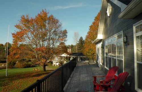 Chester House | Custom Built Home On The Scenic Waterfront Facing The Picturesque MarriottsCove